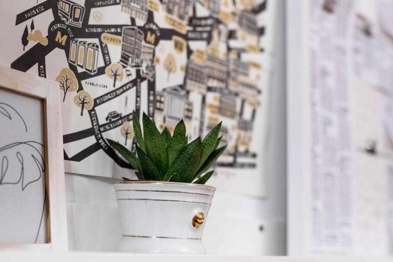 Cozy Boho Apartment, Super Central, Parliament, Netflix Boedapest Buitenkant foto